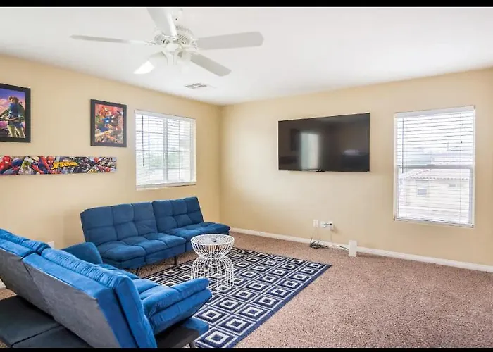 4 Bedroom North Las Vegas With Pool