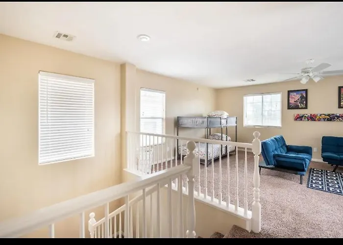 4 Bedroom North Las Vegas With Pool